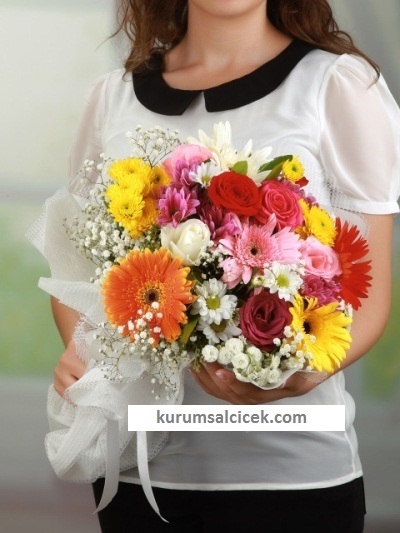 Estetik Renkli Bahar Çiçekleri