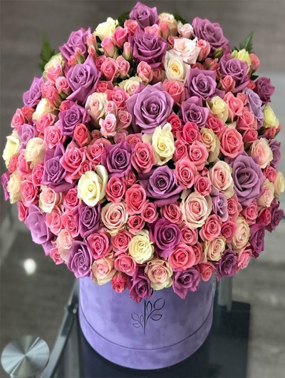 Kutu İçerisinde Renkli Güller 5489