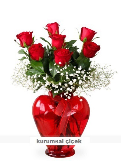 Cam Kalp Vazoda 7 Adet Kırmızı Gül