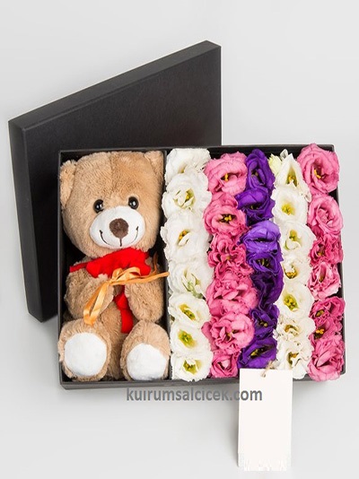 Siyah Kutuda Kır Çiçekleri 3514